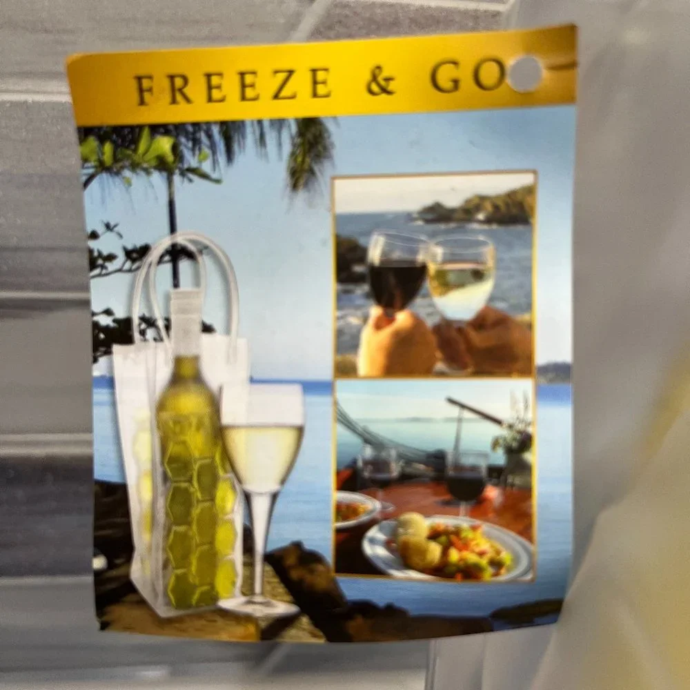 Freeze Beverage Tote / Ice Bucket To-Go / Wine Chill Bag / Clear & Blue - NWT
